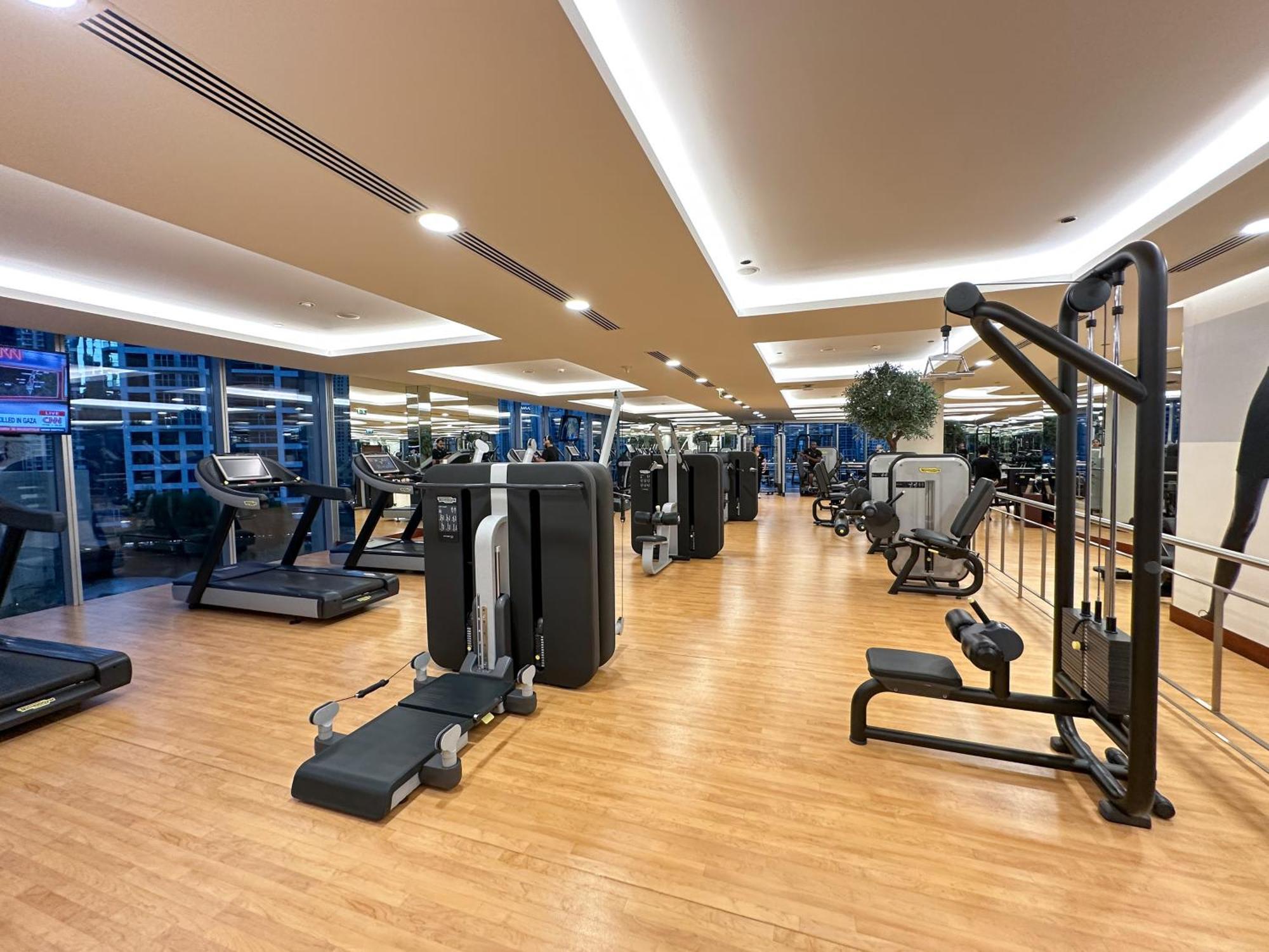 Luxury - Stunning Marina View - 5-star Amenities Apartment *